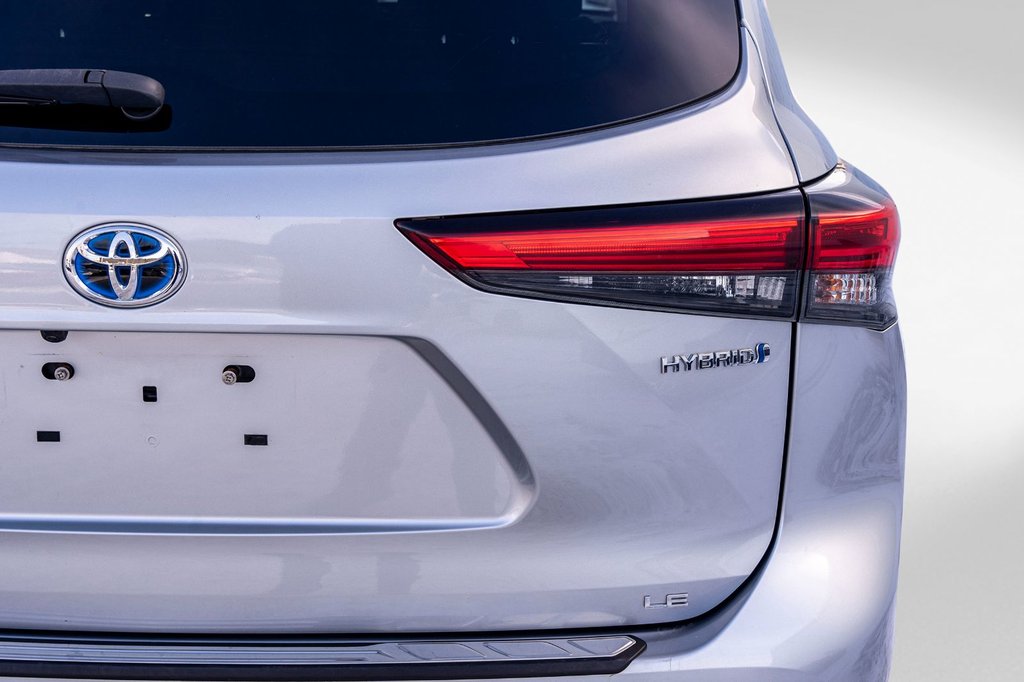 2020 Toyota Highlander Hybride LE **JAMAIS ACCIDENTÉ+CAMÉRA+8 PASSAGERS** in Charlemagne, Quebec - 25 - w1024h768px