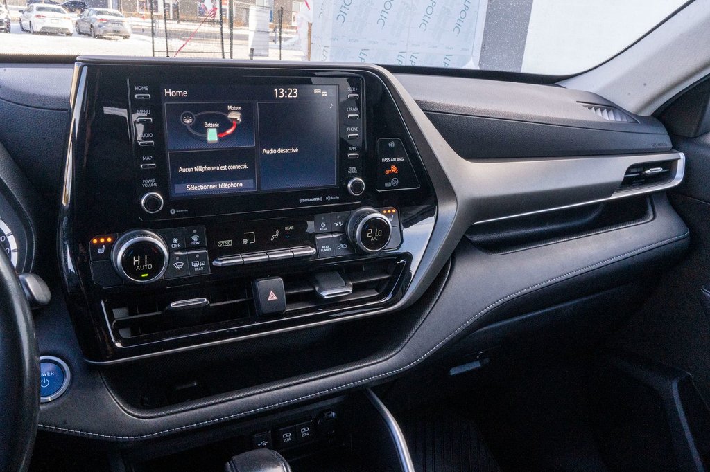 2020 Toyota Highlander Hybride LE **JAMAIS ACCIDENTÉ+CAMÉRA+8 PASSAGERS** in Charlemagne, Quebec - 12 - w1024h768px