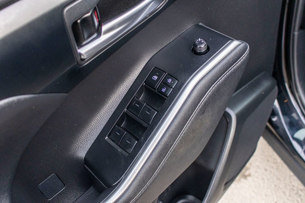 Toyota Highlander XLE AWD **JAMAIS ACCIDENTÉ+CUIR+TOIT+8 PASSAGERS** 2023 à Charlemagne, Québec - 31 - w1024h768px