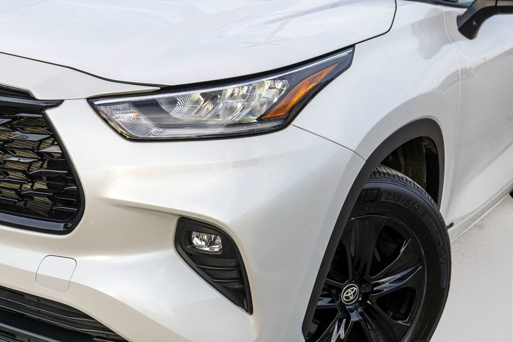 2024 Toyota Highlander Hybride XLE NIGHTSHADE **RARE*JAMAIS ACCIDENTÉ+CUIR+TOIT** in Charlemagne, Quebec - 38 - w1024h768px