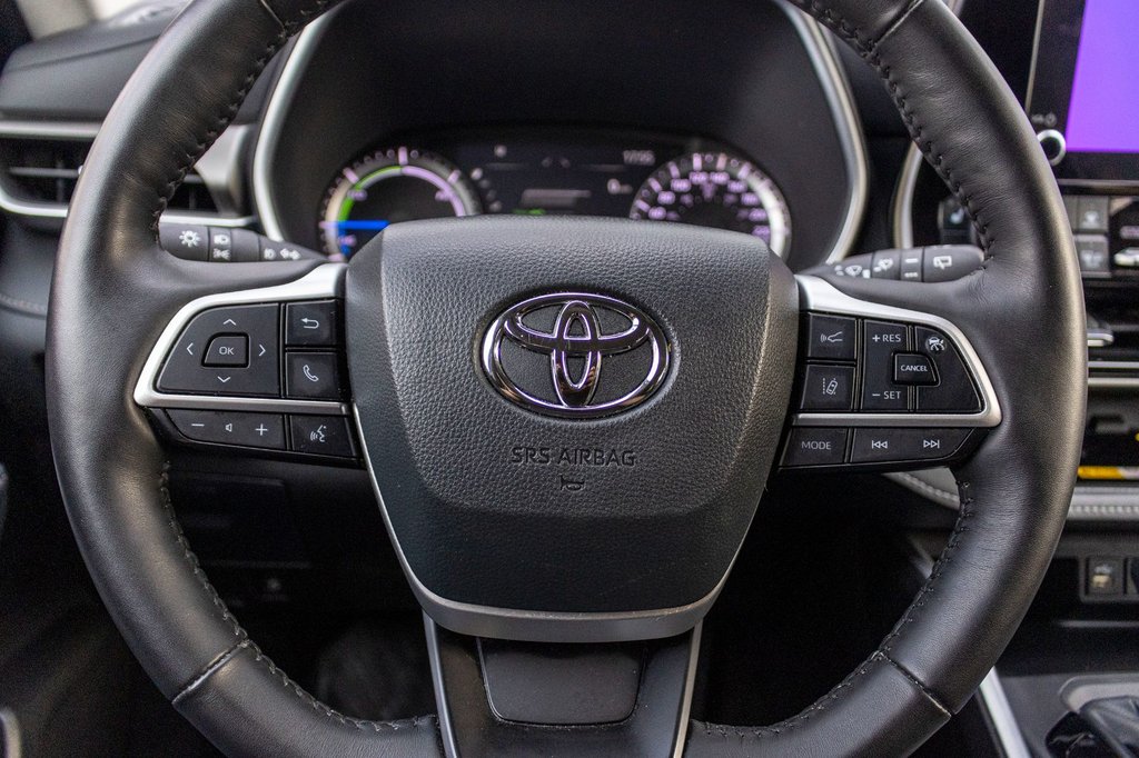 2024 Toyota Highlander Hybride XLE NIGHTSHADE **RARE*JAMAIS ACCIDENTÉ+CUIR+TOIT** in Charlemagne, Quebec - 10 - w1024h768px