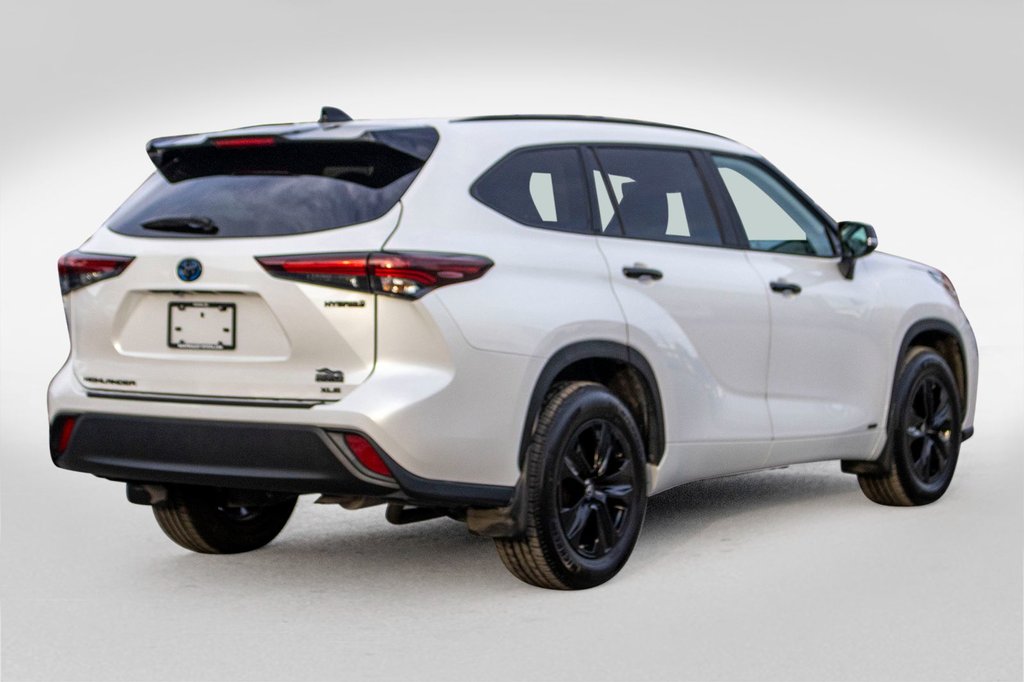 2024 Toyota Highlander Hybride XLE NIGHTSHADE **RARE*JAMAIS ACCIDENTÉ+CUIR+TOIT** in Charlemagne, Quebec - 5 - w1024h768px