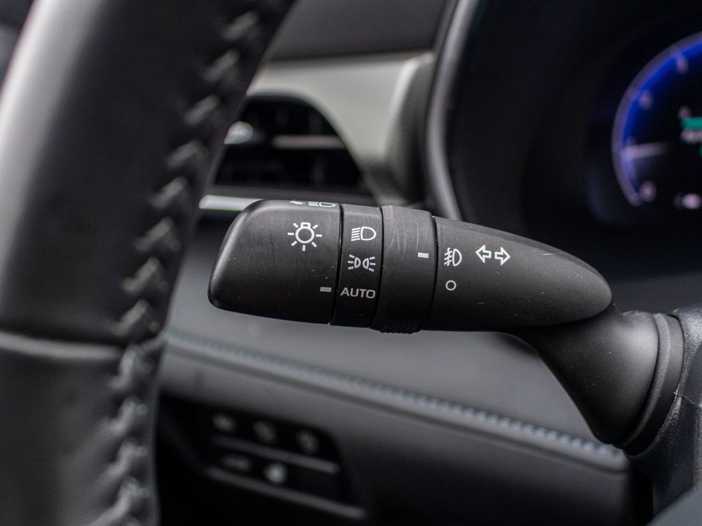 2024 Toyota Highlander PLATINUM **JAMAIS ACCIDENTÉ+CUIR+TOIT PANO+JBL** in Charlemagne, Quebec - 19 - w1024h768px