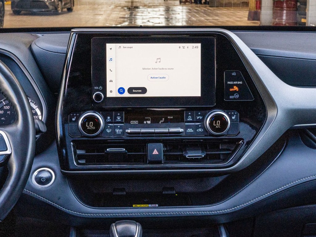 2024 Toyota Highlander Hybride XLE NIGHTSHADE **CUIR+TOIT+MAG NOIR+CARPLAY** in Charlemagne, Quebec - 8 - w1024h768px