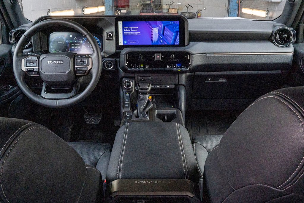 Toyota Land Cruiser **JAMAIS ACCIDENT**RARE**CUIR+TOIT+CARPLAY+MAG** 2024 à Charlemagne, Québec - 19 - w1024h768px