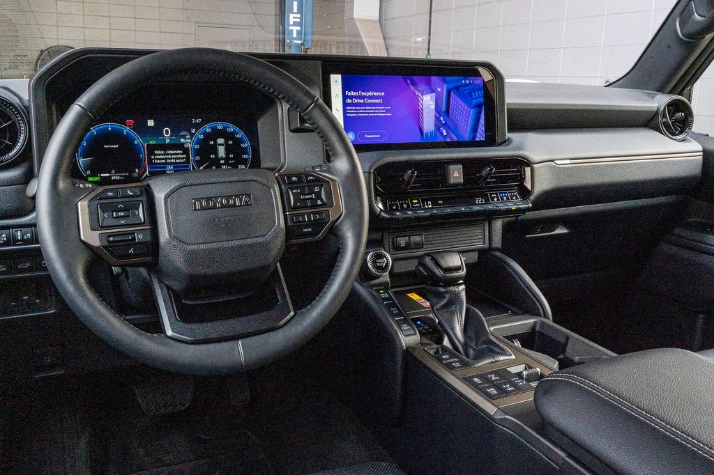Toyota Land Cruiser **JAMAIS ACCIDENT**RARE**CUIR+TOIT+CARPLAY+MAG** 2024 à Charlemagne, Québec - 6 - w1024h768px