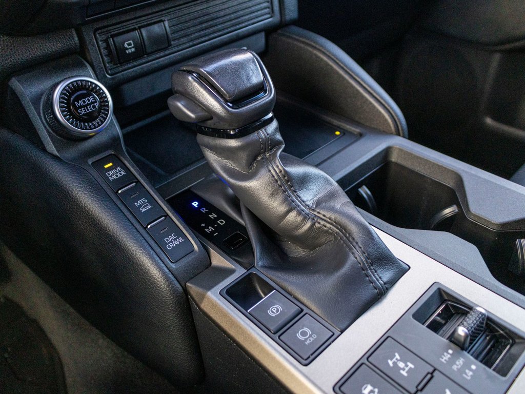 2024 Toyota Land Cruiser FIRST EDITION ** SEULEMENT PRODUIT EN 2024** in Saint-Jérôme, Quebec - 16 - w1024h768px