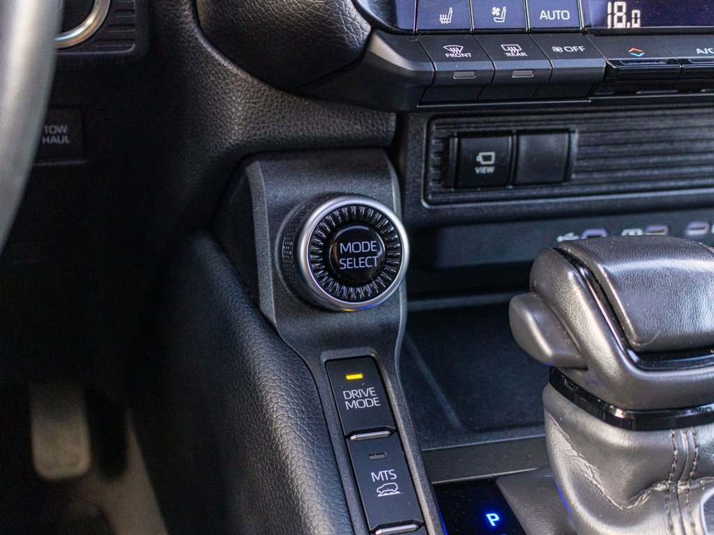 2024 Toyota Land Cruiser FIRST EDITION ** SEULEMENT PRODUIT EN 2024** in Saint-Jérôme, Quebec - 19 - w1024h768px
