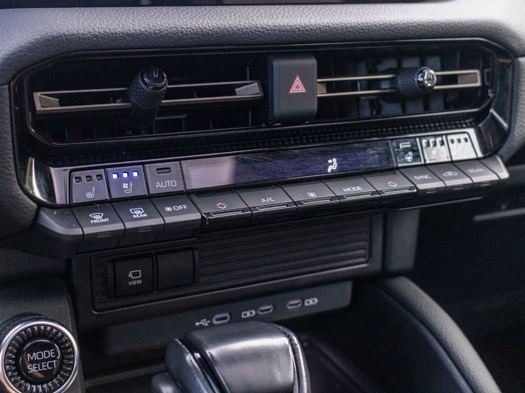 2024 Toyota Land Cruiser FIRST EDITION ** SEULEMENT PRODUIT EN 2024** in Saint-Jérôme, Quebec - 14 - w1024h768px