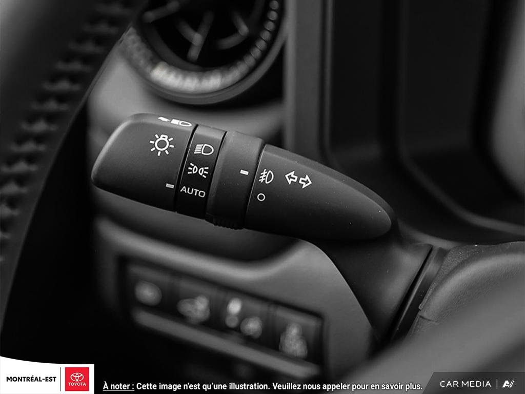 2025 Toyota Land Cruiser in Charlemagne, Quebec - 25 - w1024h768px