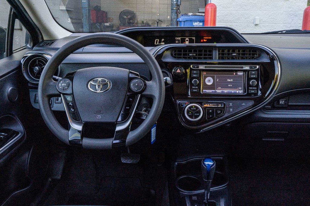 2019 Toyota Prius C AMÉLIORÉ **RARE+JAMAIS ACCIDENTÉ+BLUETOOTH+CAMÉRA* in Charlemagne, Quebec - 7 - w1024h768px