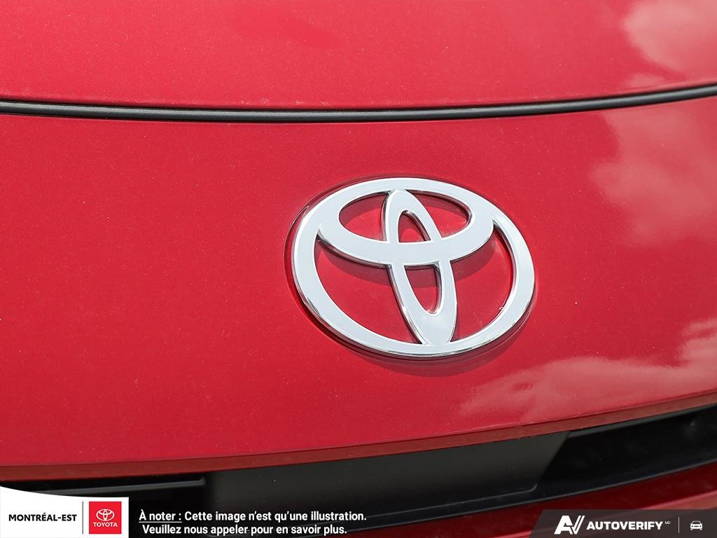 Toyota Prius Plug-in Hybrid XSE PREMIUM 2025 à Charlemagne, Québec - 9 - w1024h768px