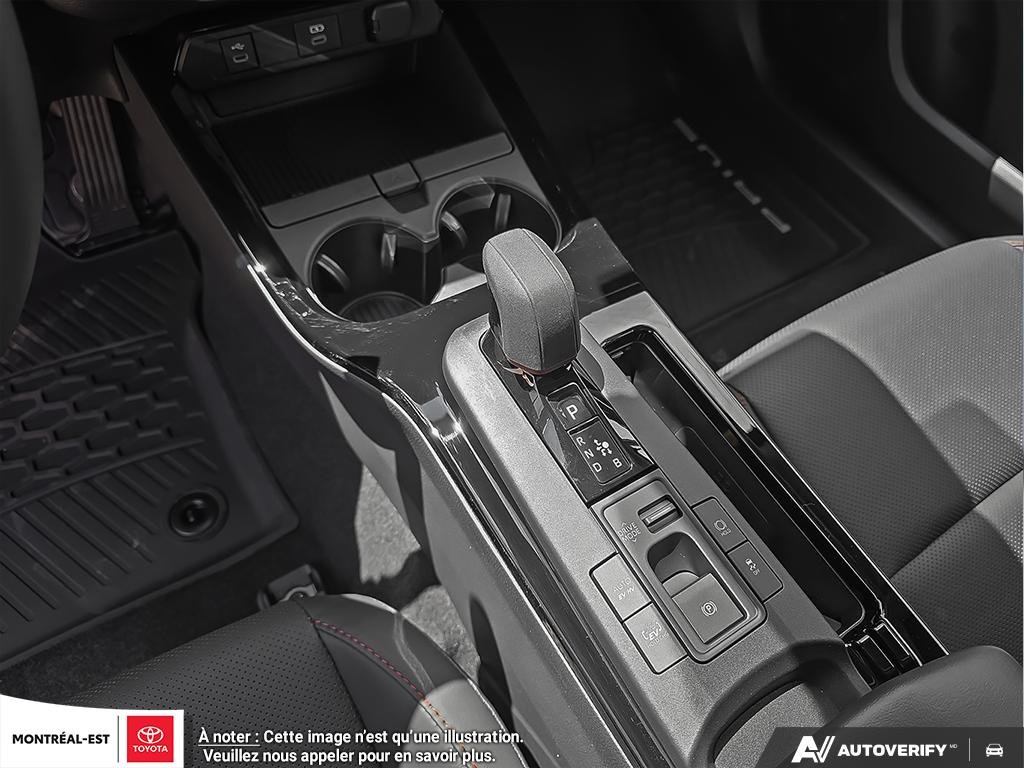 Toyota Prius Plug-in Hybrid XSE PREMIUM 2025 à Charlemagne, Québec - 17 - w1024h768px