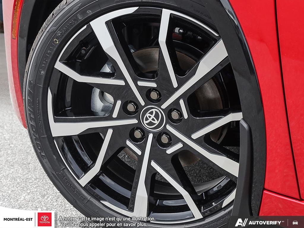 Toyota Prius Plug-in Hybrid XSE PREMIUM 2025 à Charlemagne, Québec - 8 - w1024h768px