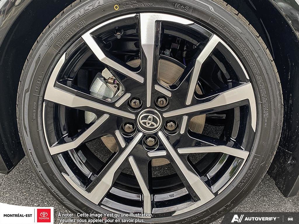 Toyota Prius Plug-in Hybrid XSE PREMIUM 2025 à Charlemagne, Québec - 8 - w1024h768px