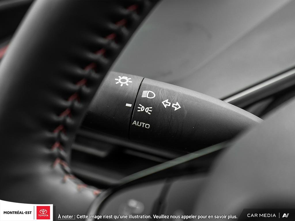 2025 Toyota Prius Plug-in Hybrid XSE PREMIUM in Charlemagne, Quebec - 22 - w1024h768px