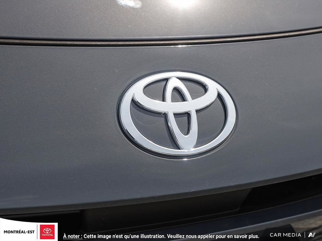 2025 Toyota Prius Plug-in Hybrid SE in Charlemagne, Quebec - 9 - w1024h768px