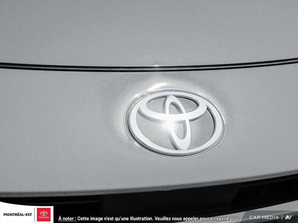 2025 Toyota Prius Plug-in Hybrid SE in Charlemagne, Quebec - 8 - w1024h768px