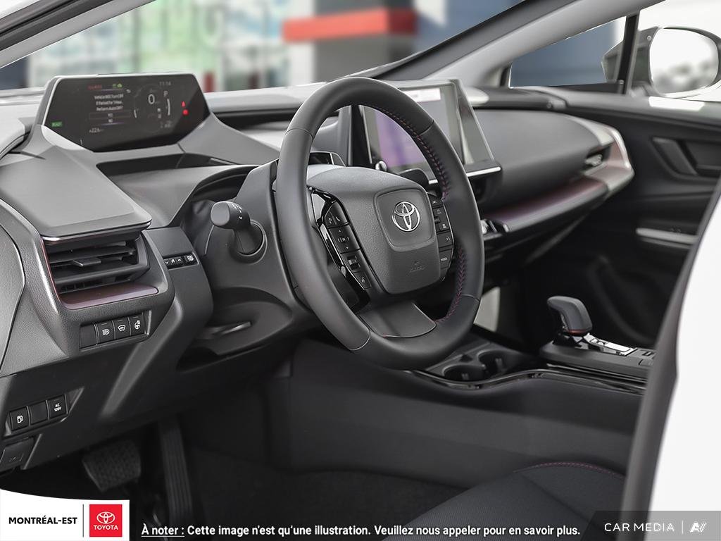2025 Toyota Prius Plug-in Hybrid SE in Charlemagne, Quebec - 12 - w1024h768px