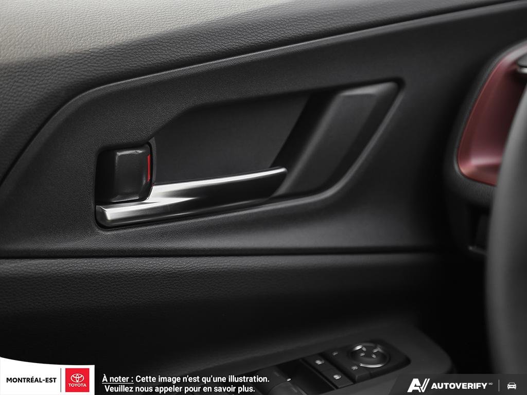 2025 Toyota Prius Plug-in Hybrid XSE in Charlemagne, Quebec - 15 - w1024h768px