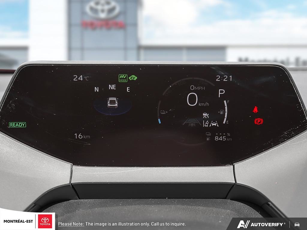 Toyota Prius Plug-in Hybrid XSE 2025 à Charlemagne, Québec - 13 - w1024h768px