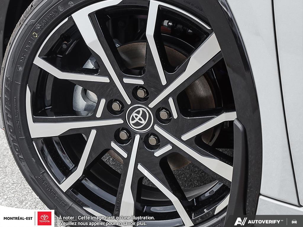 2025 Toyota Prius Plug-in Hybrid XSE in Charlemagne, Quebec - 7 - w1024h768px