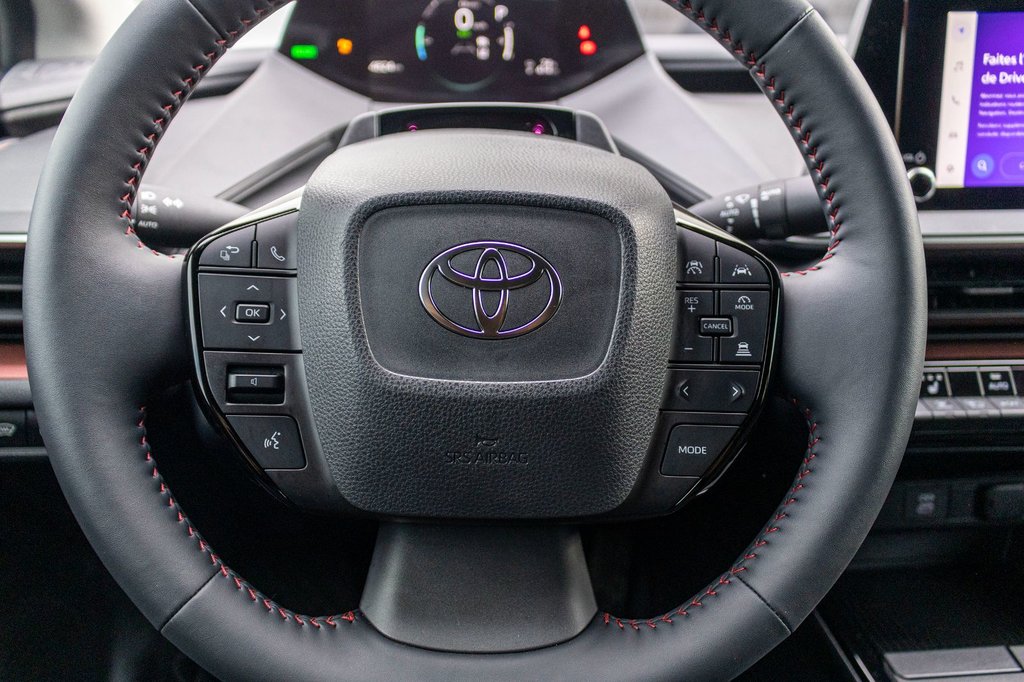 Toyota Prius Plug-In Hybrid SE **HYBRIDE BRANCHABLE**JAMAIS ACCIDENTÉ** 2025 à Charlemagne, Québec - 9 - w1024h768px