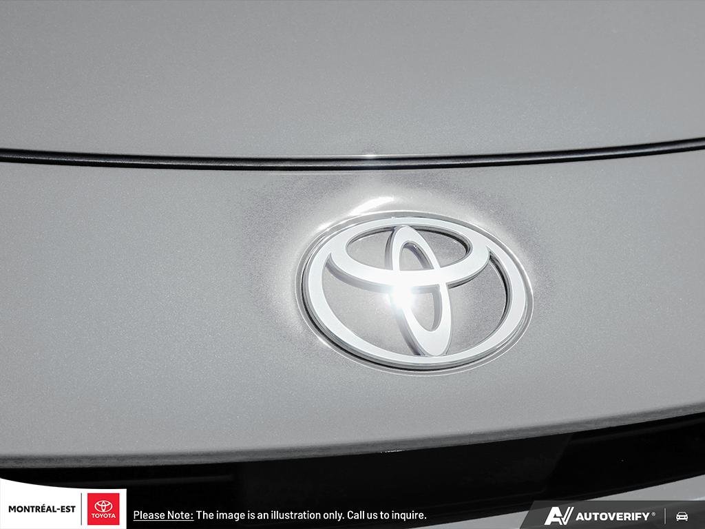 2026 Toyota Prius Plug-in Hybrid SE in Charlemagne, Quebec - 8 - w1024h768px