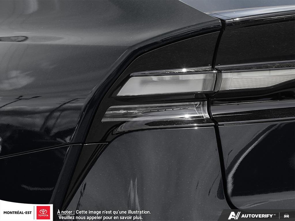 2026 Toyota Prius Plug-in Hybrid SE in Charlemagne, Quebec - 10 - w1024h768px