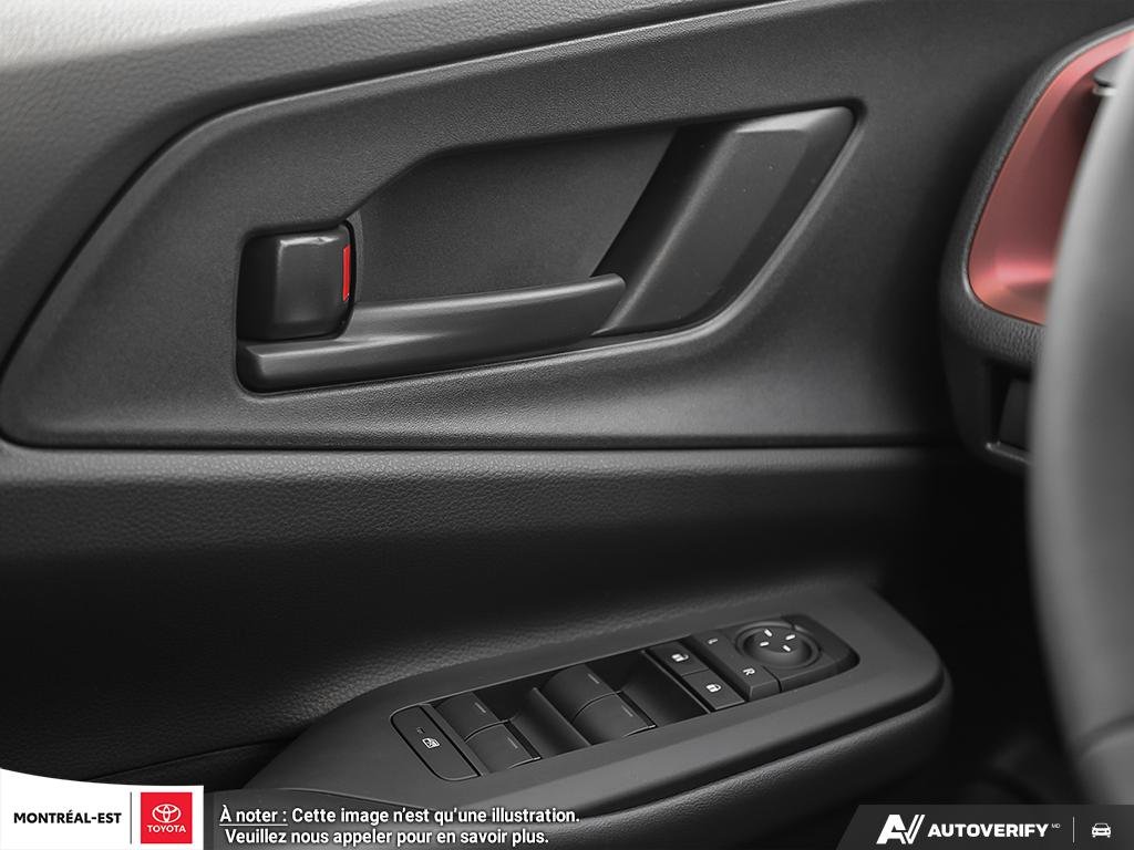 2026 Toyota Prius Plug-in Hybrid SE in Charlemagne, Quebec - 16 - w1024h768px