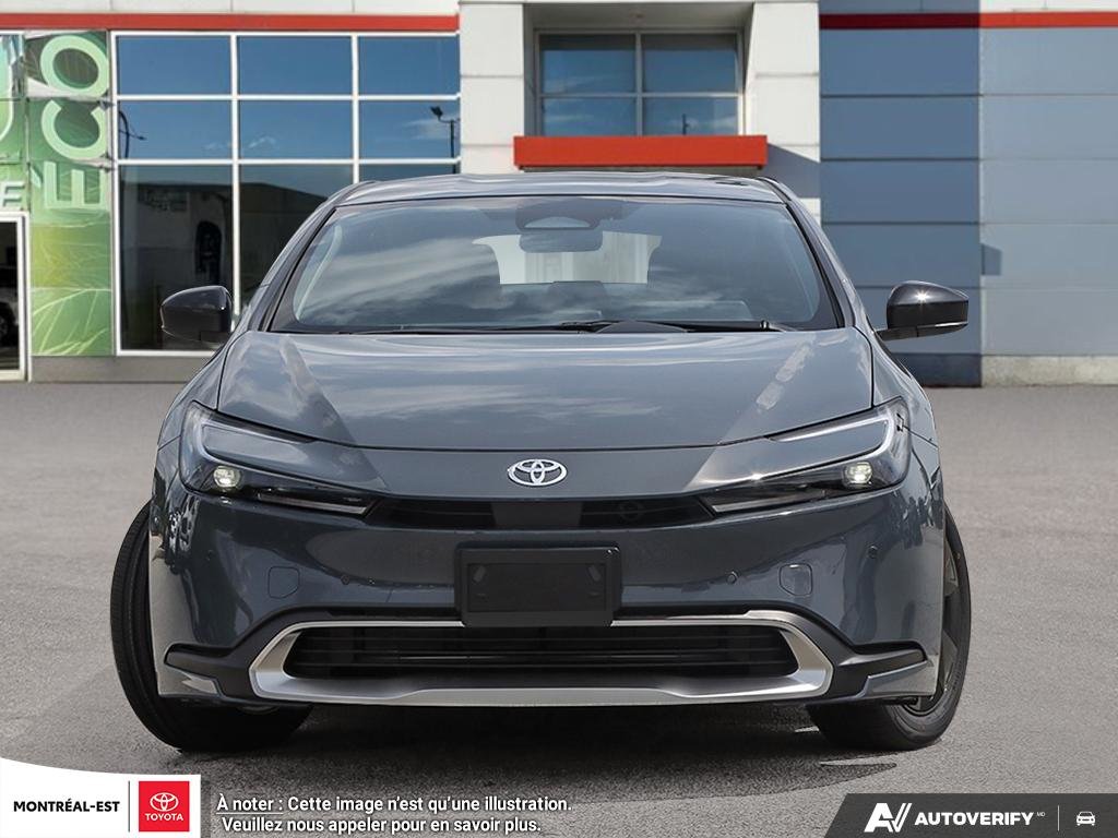 2026 Toyota Prius Plug-in Hybrid SE in Charlemagne, Quebec - 2 - w1024h768px