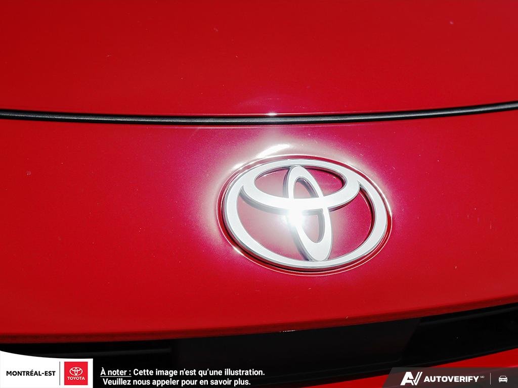2026 Toyota Prius Plug-in Hybrid SE in Charlemagne, Quebec - 9 - w1024h768px