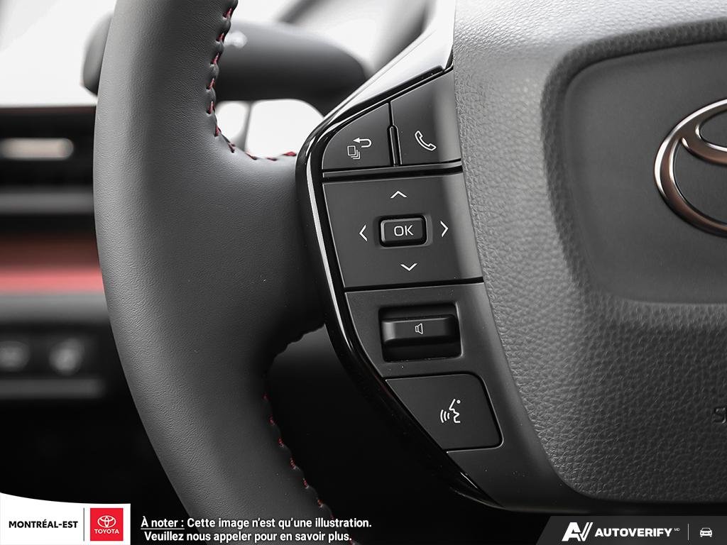 2026 Toyota Prius Plug-in Hybrid SE in Charlemagne, Quebec - 15 - w1024h768px