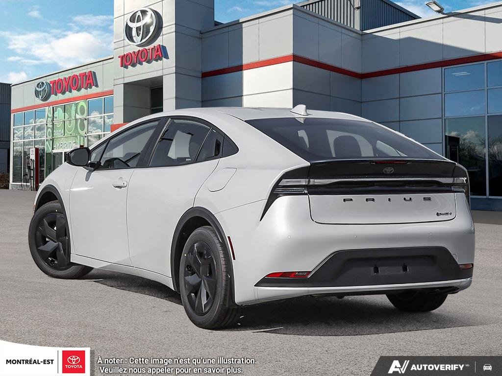 2026 Toyota Prius Plug-in Hybrid SE in Charlemagne, Quebec - 4 - w1024h768px