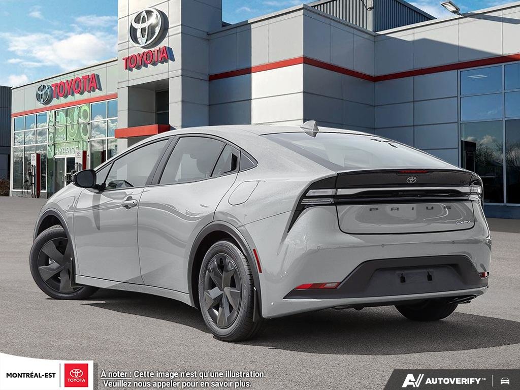 2026 Toyota Prius Plug-in Hybrid SE in Charlemagne, Quebec - 4 - w1024h768px