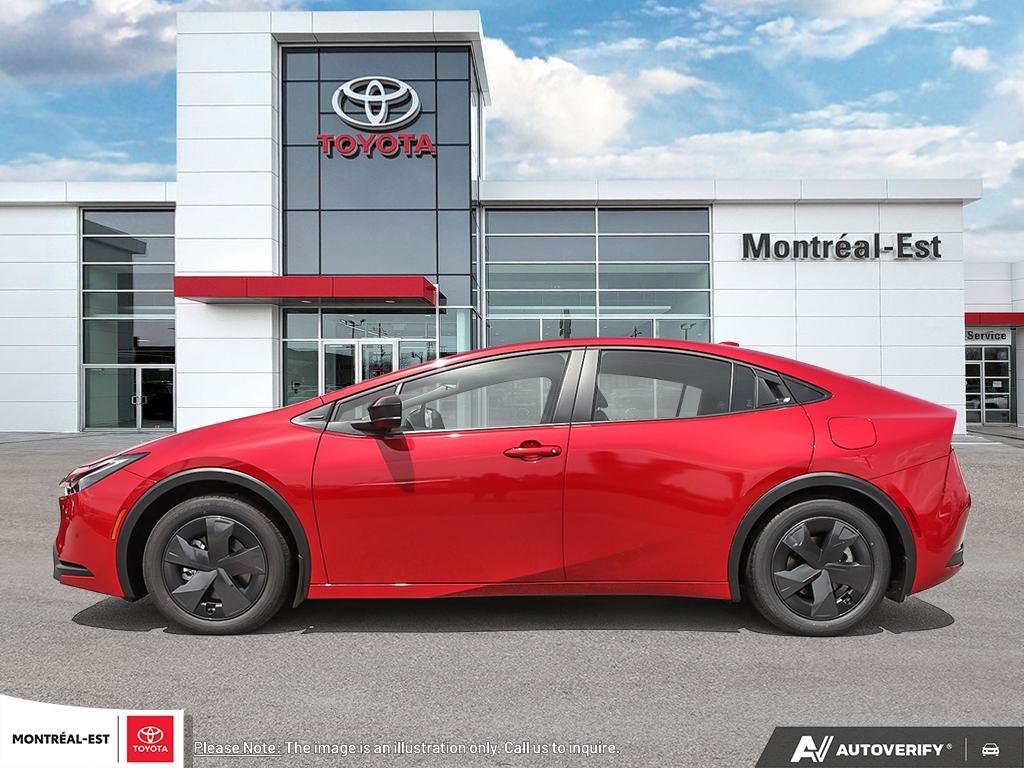 2026 Toyota Prius Plug-in Hybrid SE in Charlemagne, Quebec - 3 - w1024h768px
