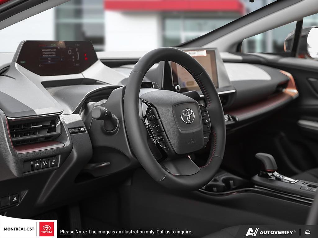 2026 Toyota Prius Plug-in Hybrid SE in Charlemagne, Quebec - 12 - w1024h768px