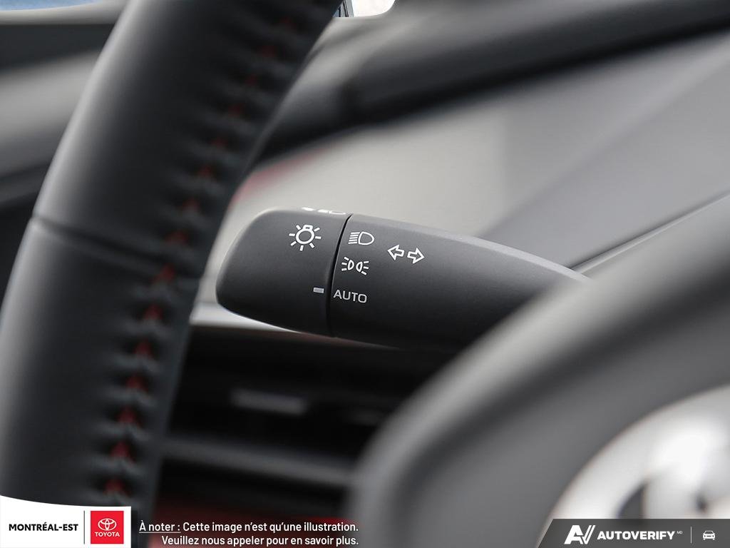 2027 Toyota Prius Plug-in Hybrid XSE in Charlemagne, Quebec - 26 - w1024h768px
