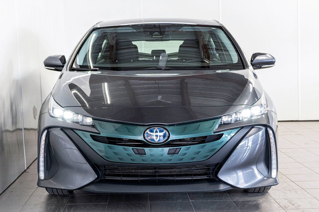 2020  PRIUS PRIME **HYBRIDE BRANCHABLE **JAMAIS ACCIDENTÉ** in Charlemagne, Quebec - 2 - w1024h768px