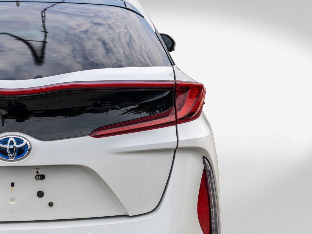 Toyota Prius Prime Upgrade 2020 à Charlemagne, Québec - 31 - w1024h768px