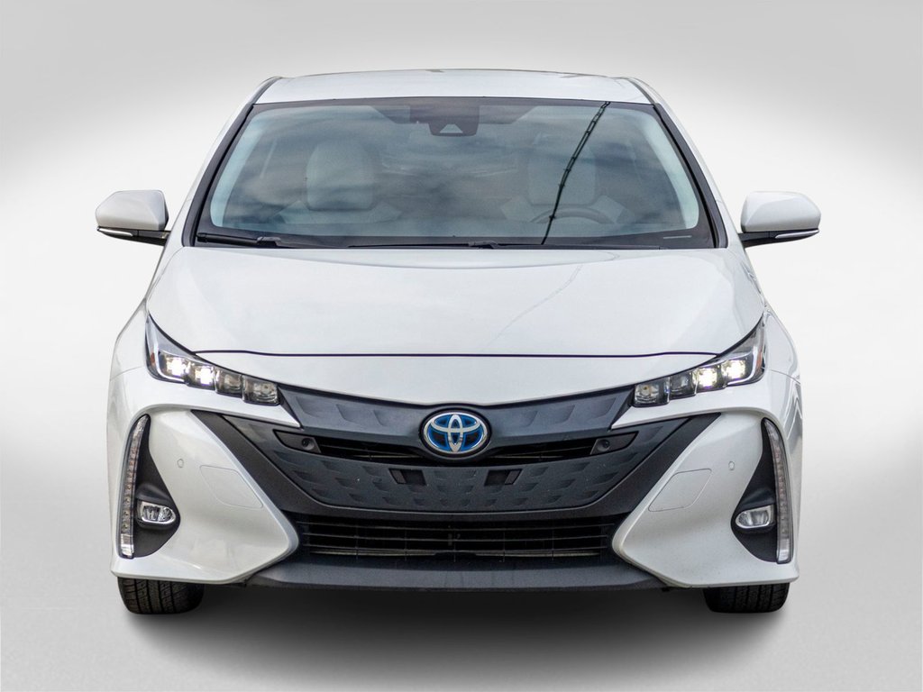 Toyota Prius Prime Upgrade 2020 à Charlemagne, Québec - 2 - w1024h768px