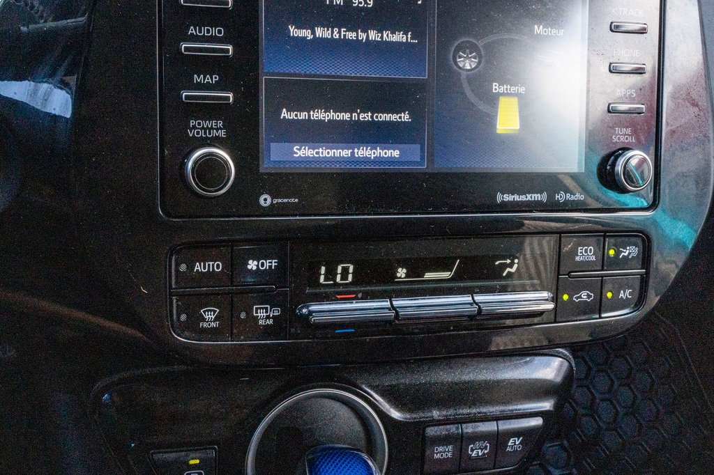 2021 Toyota PRIUS PRIME **HYBRIDE BRANCHABLE**JAMAIS ACCIDENTÉ** in Charlemagne, Quebec - 14 - w1024h768px