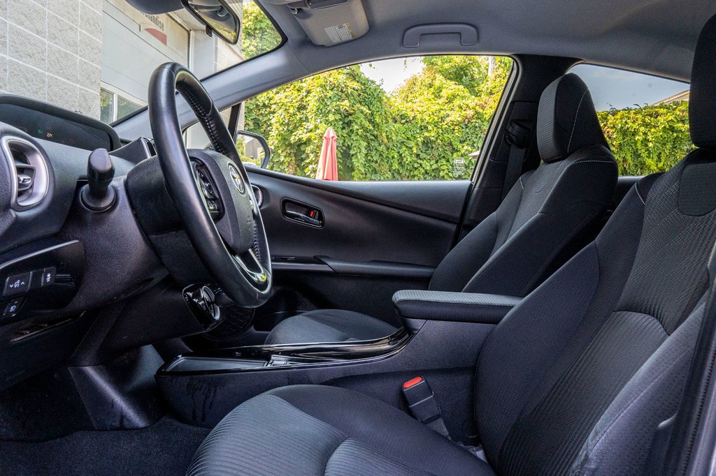 Toyota PRIUS PRIME **HYBRIDE BRANCHABLE**JAMAIS ACCIDENTÉ** 2021 à Charlemagne, Québec - 20 - w1024h768px