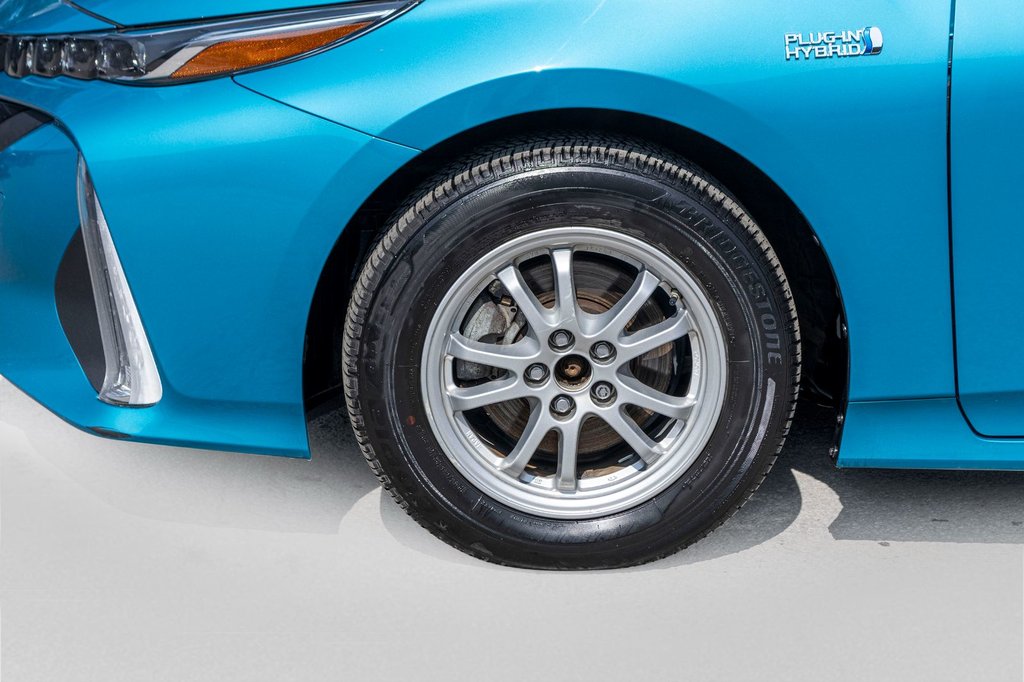 2021 Toyota PRIUS PRIME **HYBRIDE BRANCHABLE**JAMAIS ACCIDENTÉ** in Charlemagne, Quebec - 35 - w1024h768px