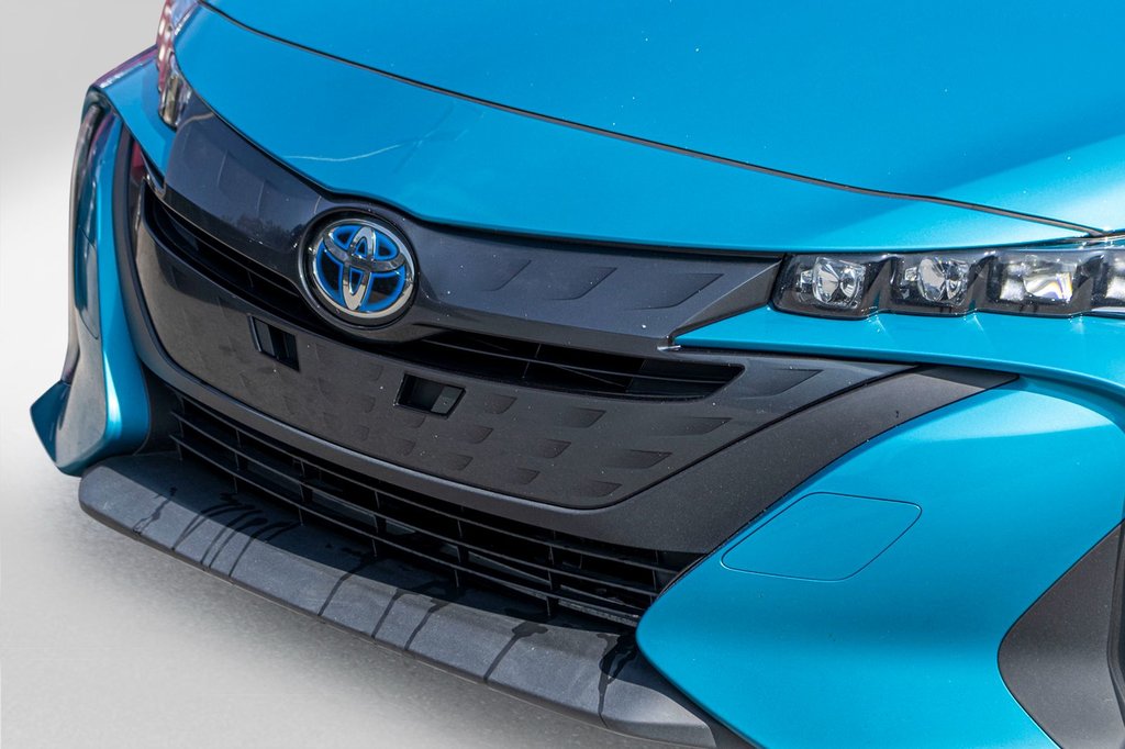 2021 Toyota PRIUS PRIME **HYBRIDE BRANCHABLE**JAMAIS ACCIDENTÉ** in Charlemagne, Quebec - 33 - w1024h768px