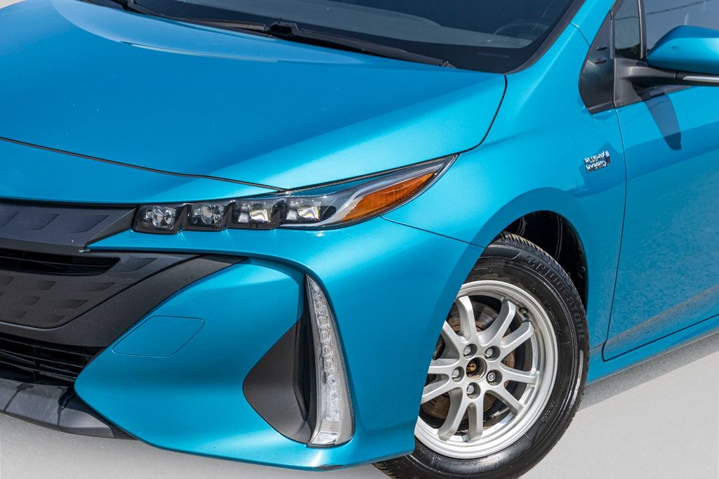2021 Toyota PRIUS PRIME **HYBRIDE BRANCHABLE**JAMAIS ACCIDENTÉ** in Charlemagne, Quebec - 34 - w1024h768px