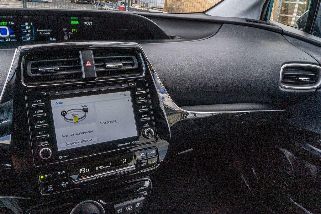 2021 Toyota Prius Prime **HYBRIDE BRANCHABLE**JAMAIS ACCIDENTÉ** in Charlemagne, Quebec - 10 - w1024h768px