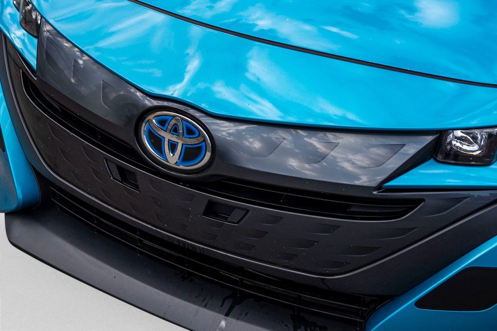 2021 Toyota Prius Prime **HYBRIDE BRANCHABLE**JAMAIS ACCIDENTÉ** in Charlemagne, Quebec - 26 - w1024h768px