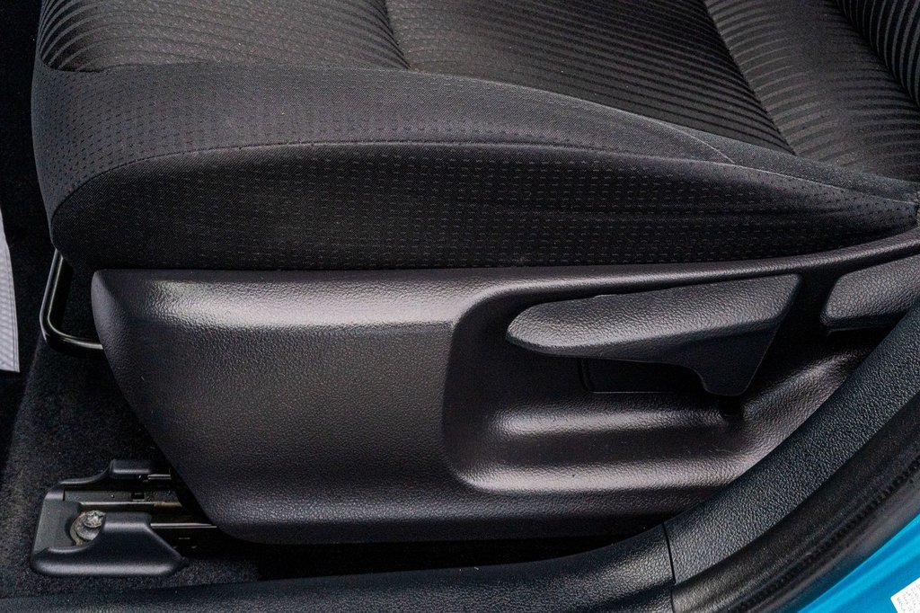 2021 Toyota Prius Prime **HYBRIDE BRANCHABLE**JAMAIS ACCIDENTÉ** in Charlemagne, Quebec - 19 - w1024h768px