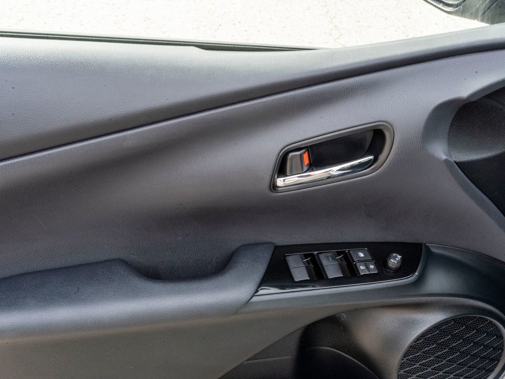2021 Toyota Prius Prime in Saint-Jérôme, Quebec - 17 - w1024h768px